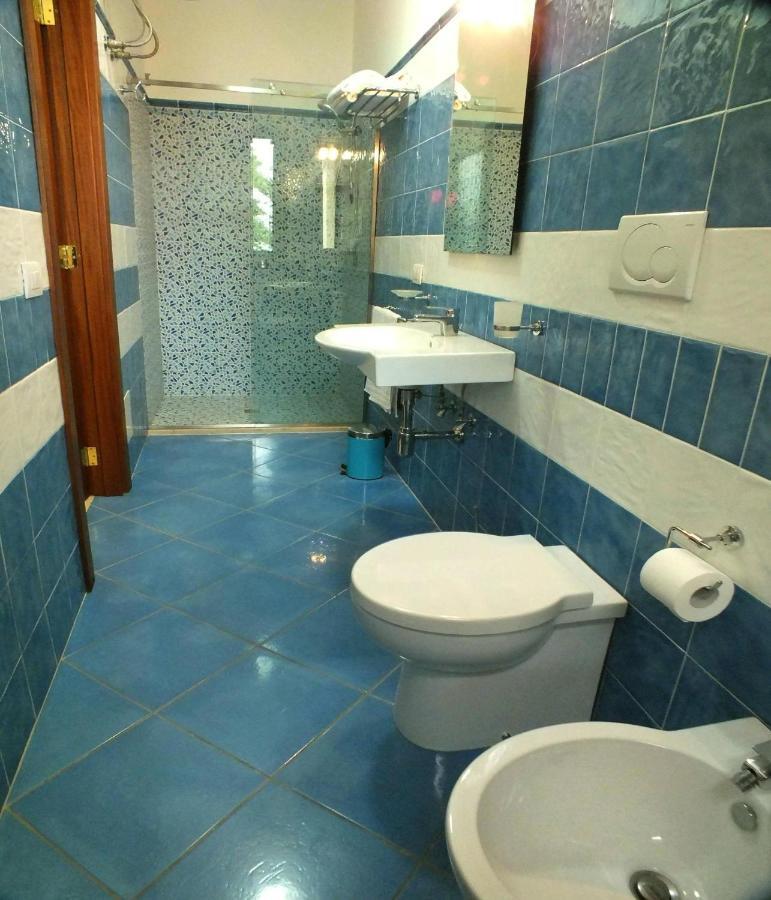 הוילה בורגאנייה Agriturismo L'Angela חדר תמונה